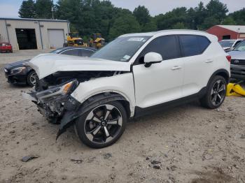  Salvage Volvo XC40