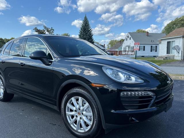  Salvage Porsche Cayenne