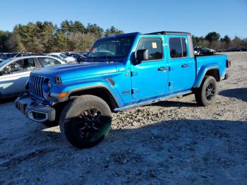  Salvage Jeep Gladiator