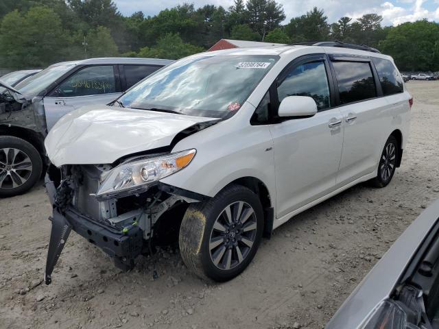  Salvage Toyota Sienna