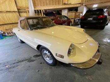  Salvage Alfa Romeo Spider