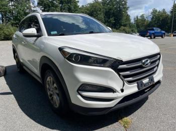  Salvage Hyundai TUCSON