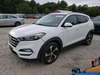  Salvage Hyundai TUCSON