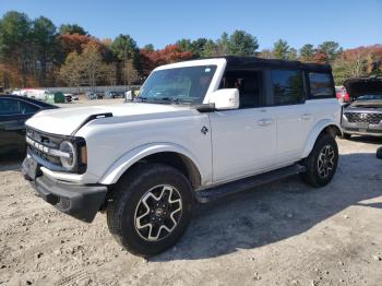  Salvage Ford Bronco