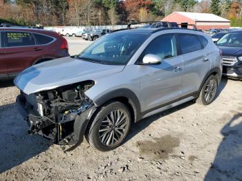  Salvage Hyundai TUCSON