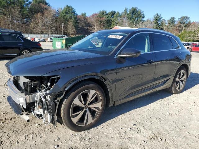  Salvage Audi Q8