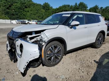  Salvage Mitsubishi Outlander