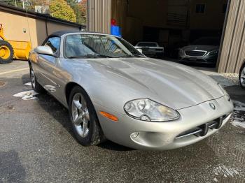  Salvage Jaguar Xk8