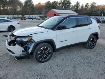  Salvage Jeep Compass