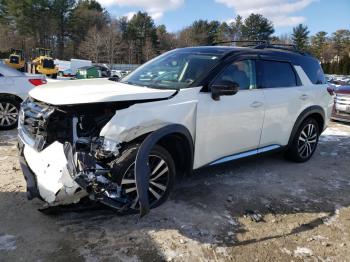  Salvage Nissan Pathfinder