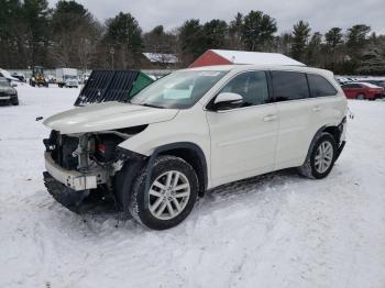  Salvage Toyota Highlander