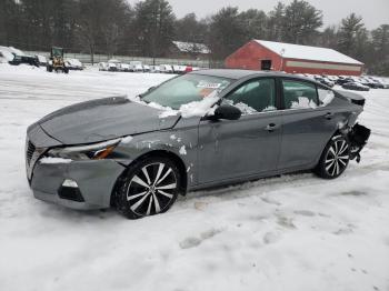  Salvage Nissan Altima