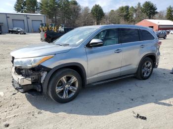  Salvage Toyota Highlander