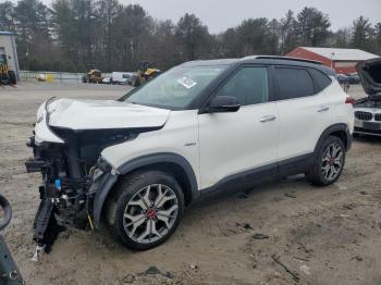  Salvage Kia Seltos