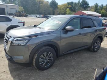  Salvage Nissan Pathfinder