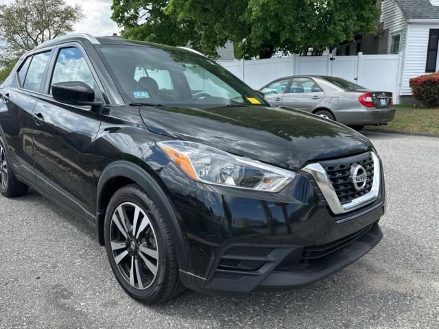  Salvage Nissan Kicks
