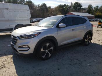  Salvage Hyundai TUCSON