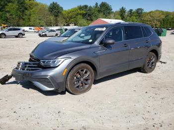  Salvage Volkswagen Tiguan