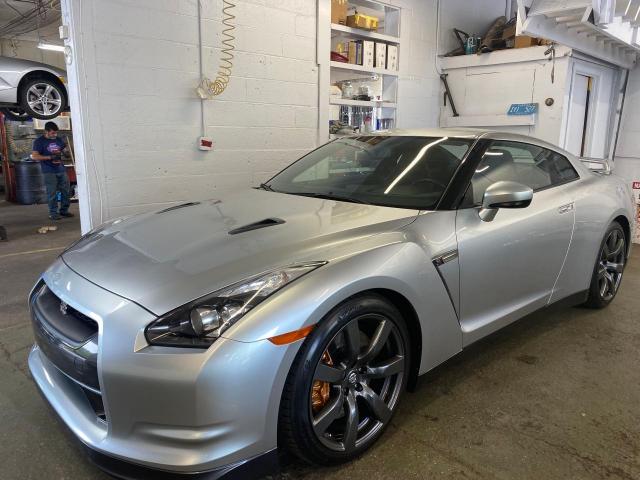  Salvage Nissan Gtr