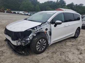  Salvage Chrysler Pacifica
