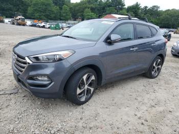  Salvage Hyundai TUCSON