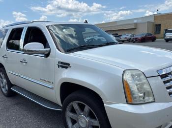  Salvage Cadillac Escalade