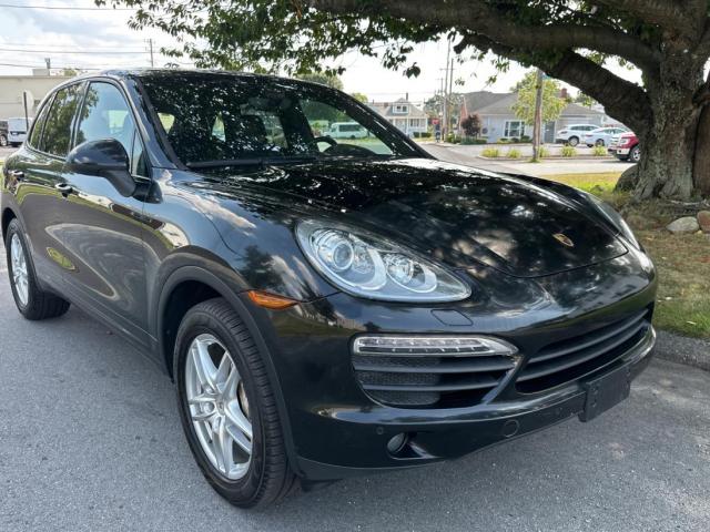  Salvage Porsche Cayenne