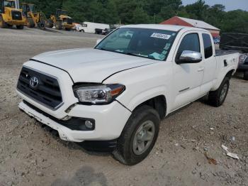  Salvage Toyota Tacoma