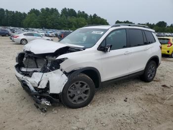  Salvage Honda Passport