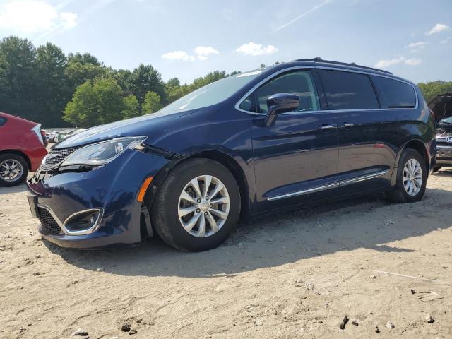  Salvage Chrysler Pacifica