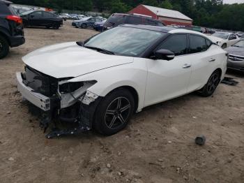  Salvage Nissan Maxima