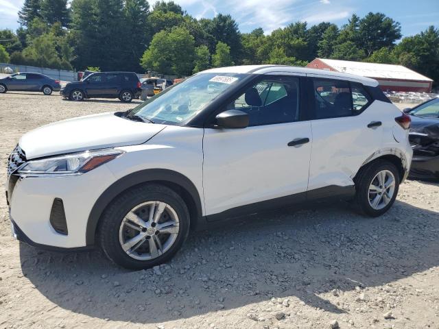  Salvage Nissan Kicks
