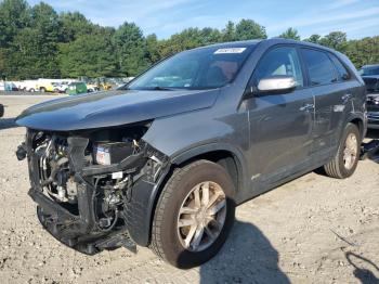  Salvage Kia Sorento