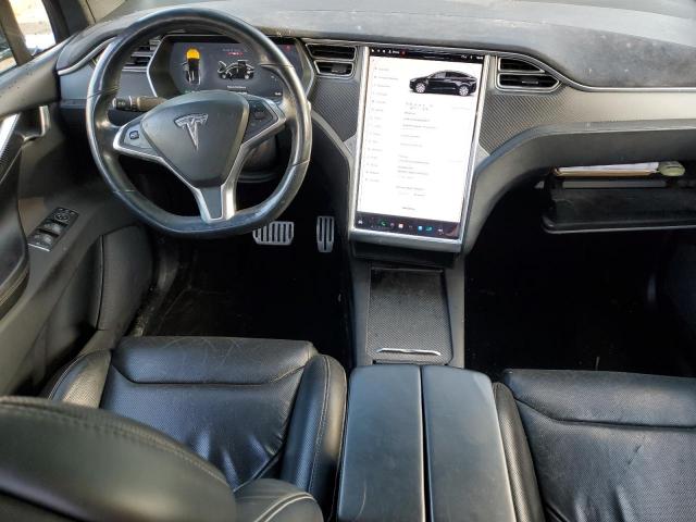 Tesla Model X Image 12