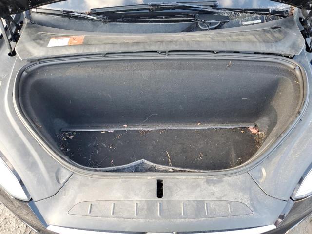 Tesla Model X Image 8