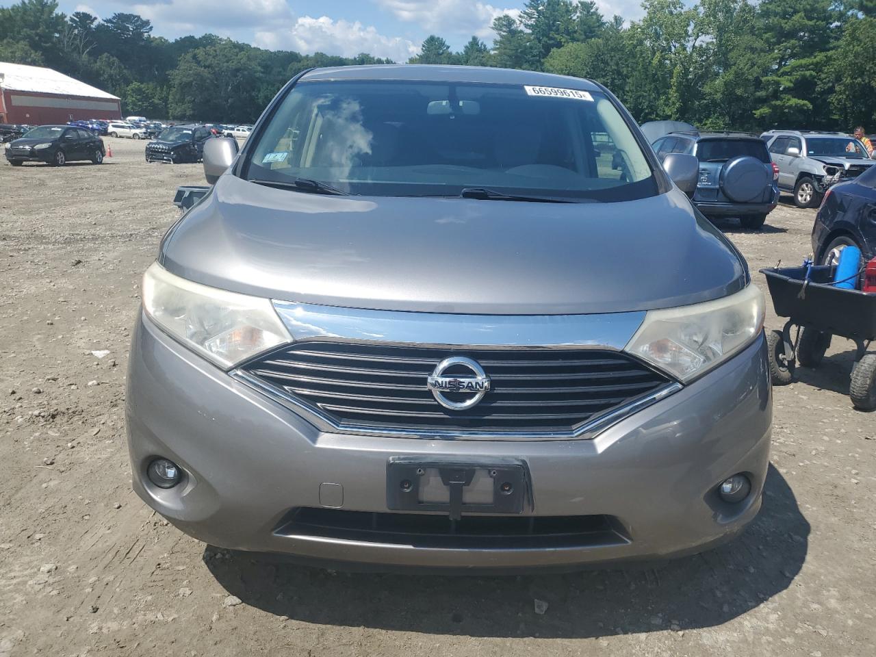 Nissan Quest S Image 7