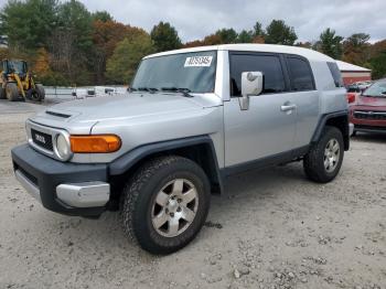  Salvage Toyota FJ Cruiser