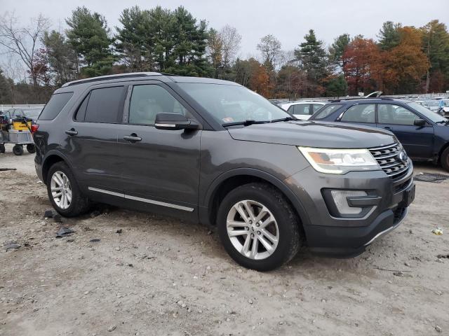 Ford Explorer Xlt Image 12