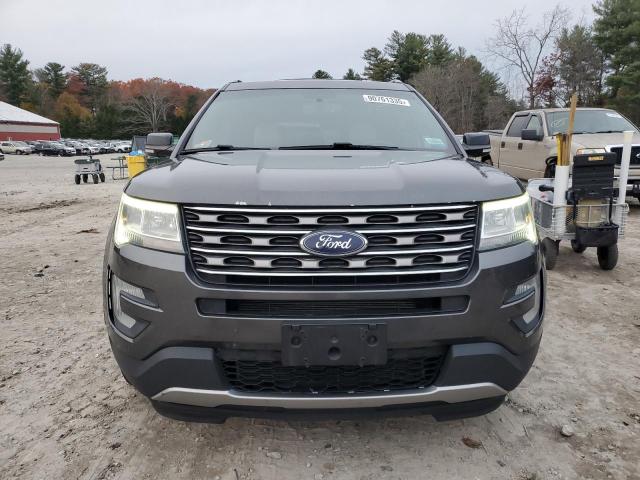 Ford Explorer Xlt Image 3