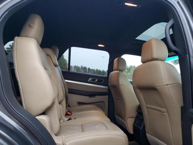 Ford Explorer Xlt Image 9