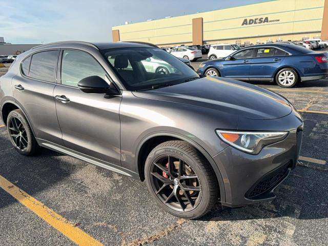  Salvage Alfa Romeo Stelvio