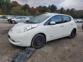  Salvage Nissan LEAF