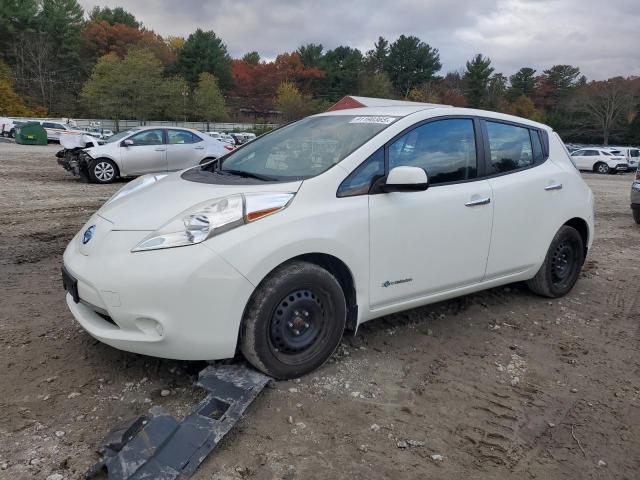  Salvage Nissan LEAF