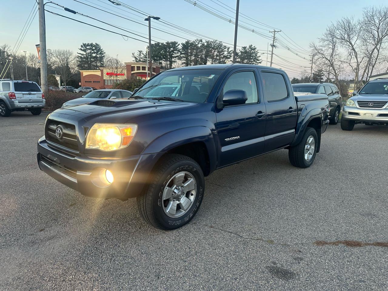 Toyota Tacoma Double Cab Image 6
