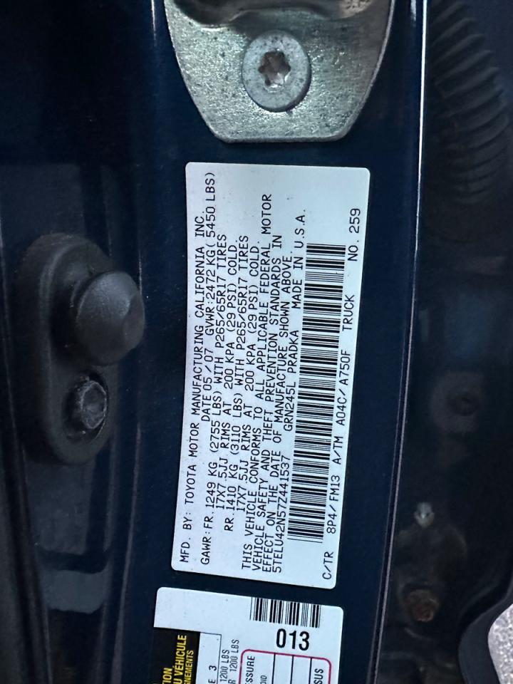 Toyota Tacoma Double Cab Image 8