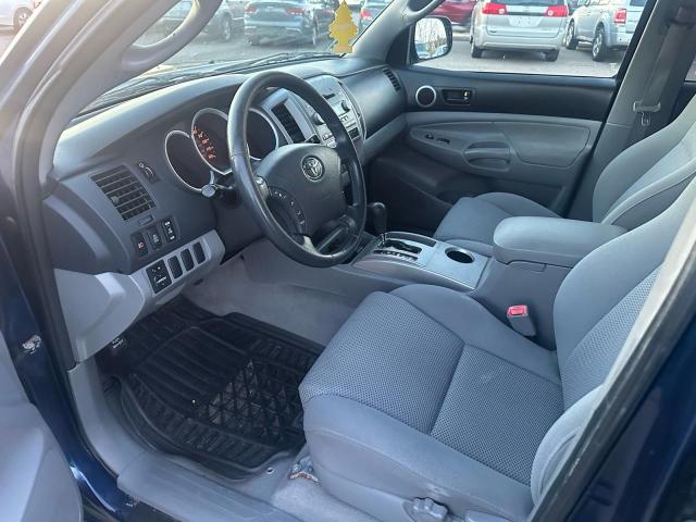 Toyota Tacoma Double Cab Image 10