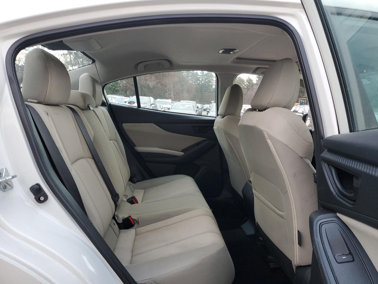 Subaru Impreza Premium Image 12