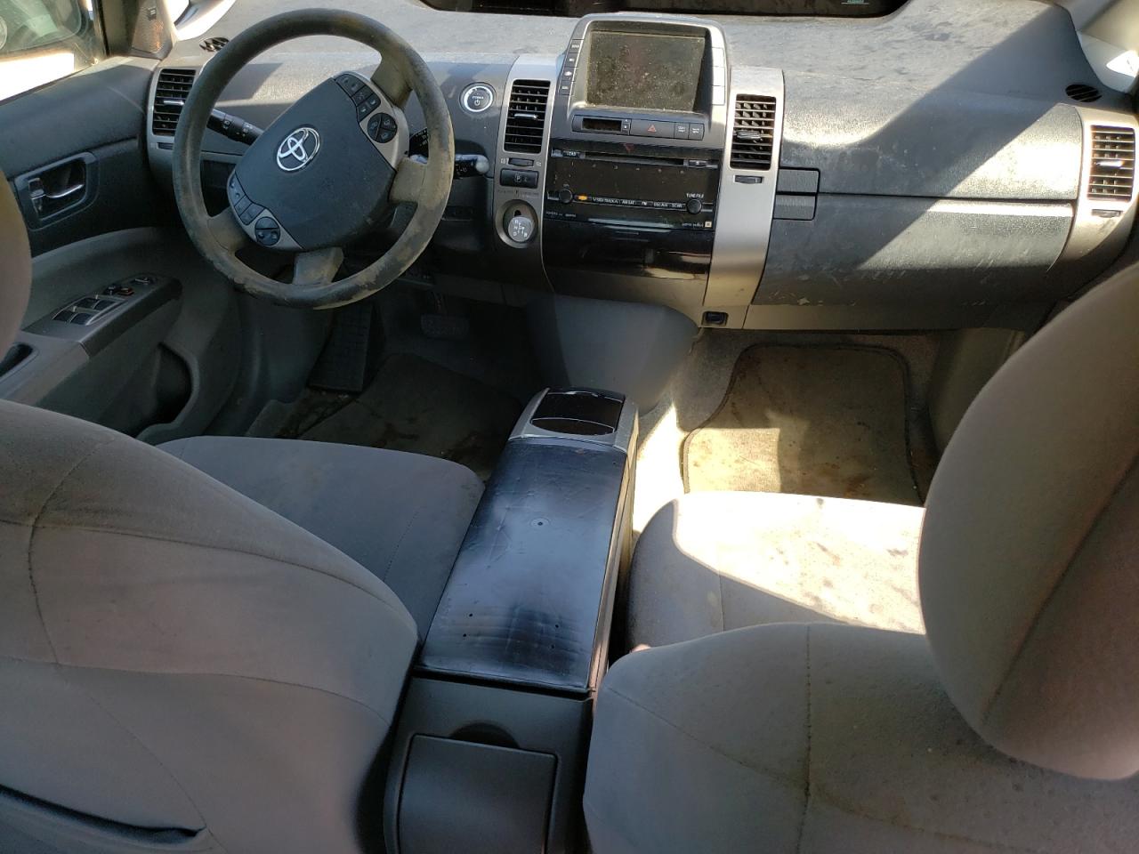 Toyota Prius Image 2