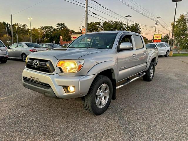 Toyota Tacoma Double Cab Image 11