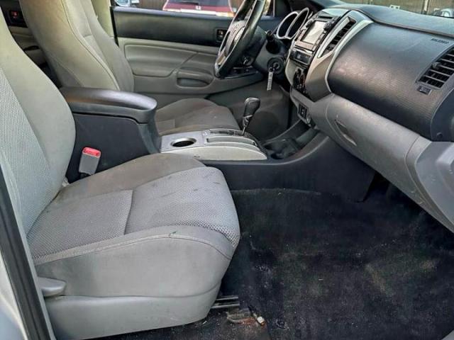 Toyota Tacoma Double Cab Image 2